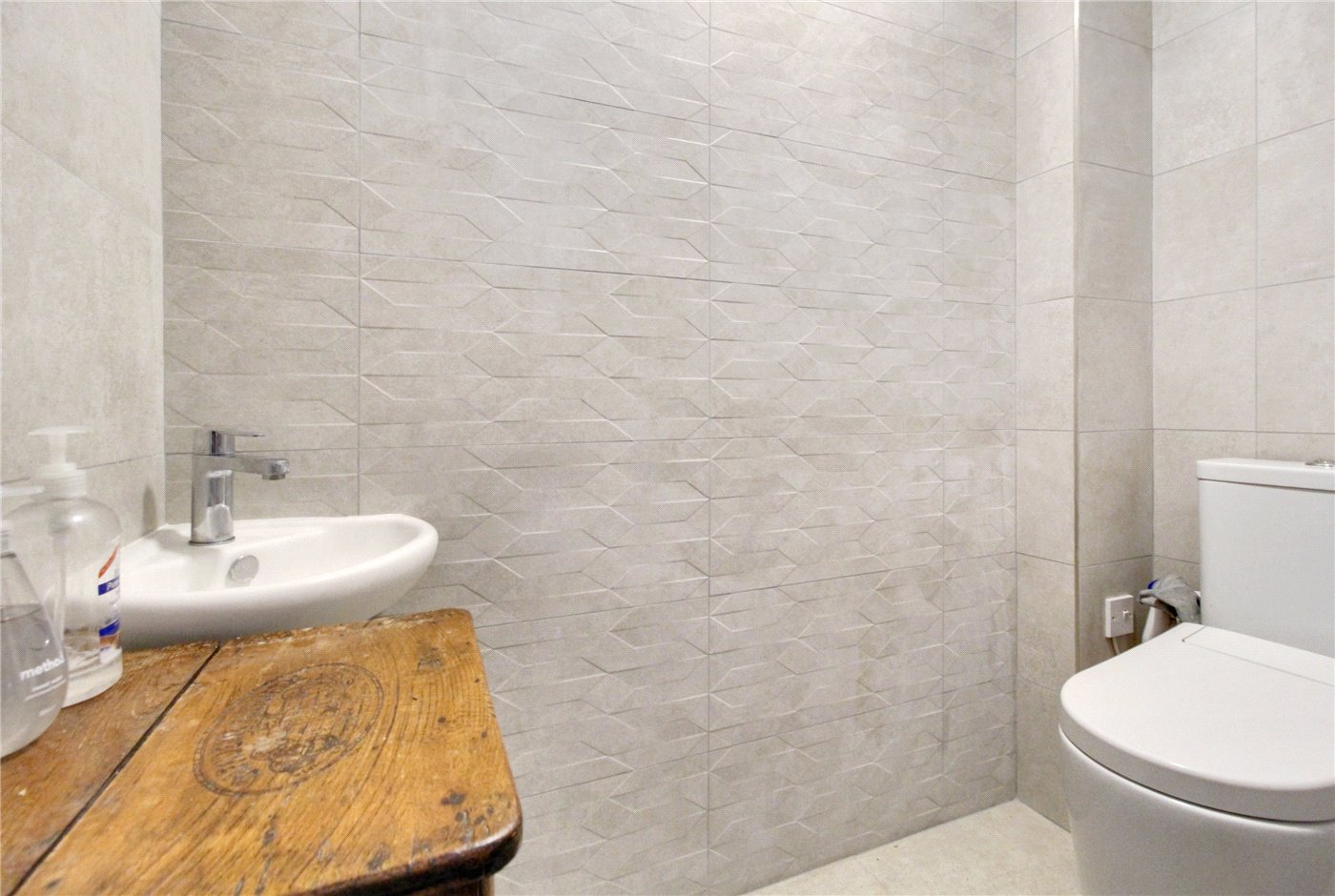 Gf Cloakroom